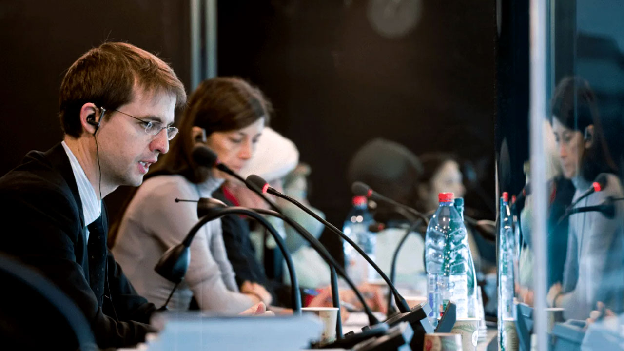konferenz-sistemi-sinhronnii-perevod